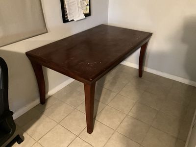 Kitchen table