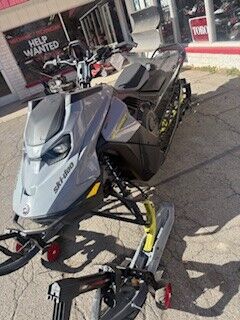 2026 Ski-Doo Summit Adrenaline with Edge Package 850 E-TEC® Turbo R 154 3.0