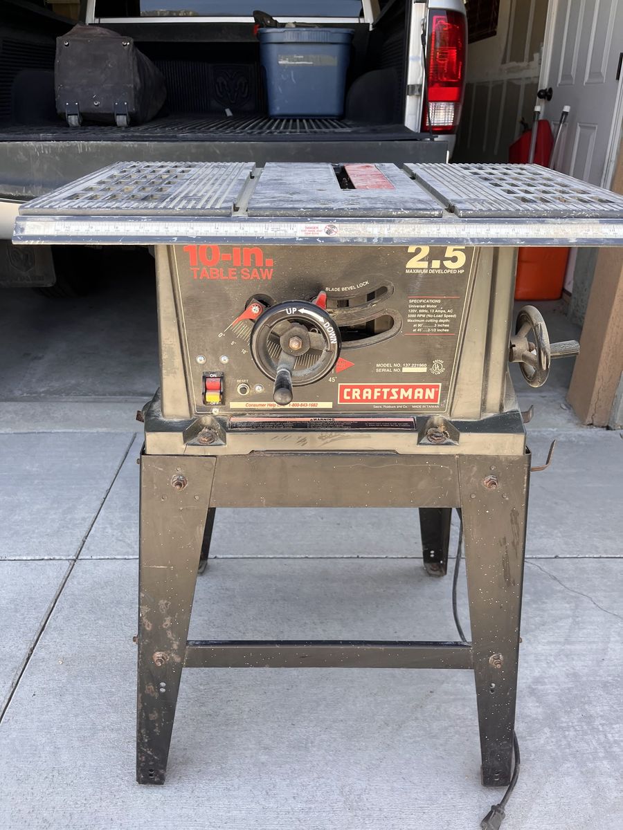 Craftsman 10-Inch 2.5 HP Table Saw with Stand
