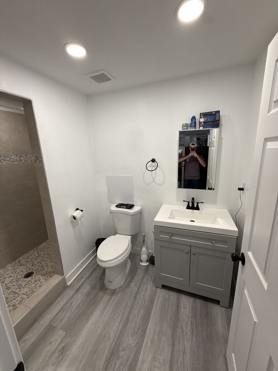 Main image 5