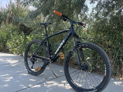 Custom Upgraded Giant ATX 27.5 Mountain Bike / airfork, dropper, hydraulic brakes, 1x drivetrain, short stem, wide bars, etc.