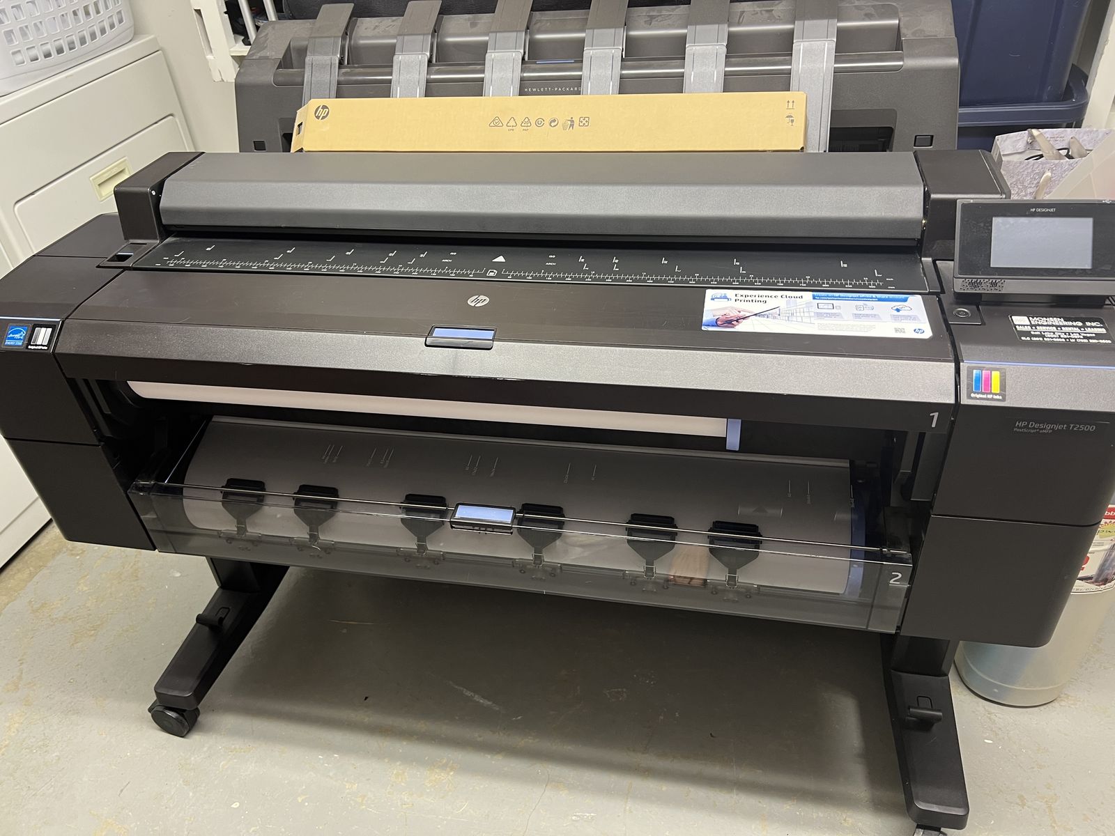 The HP Designjet T2500 (CR359A)