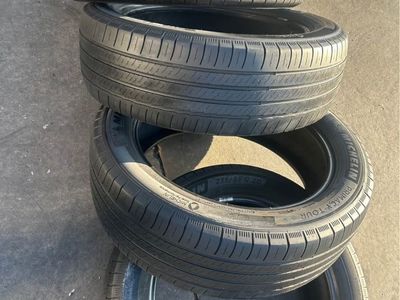 4 tires 2355520