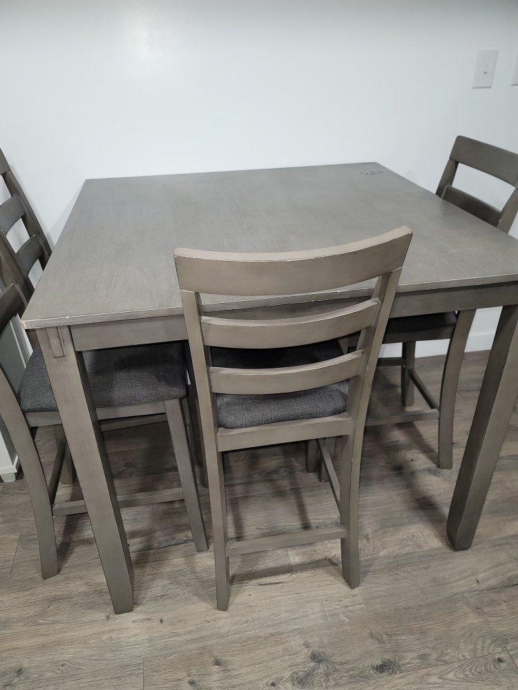 Gray Wood Counter-Height Dining Table & 4 Chairs - Modern Style