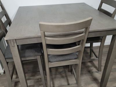 Gray Wood Counter-Height Dining Table & 4 Chairs - Modern Style