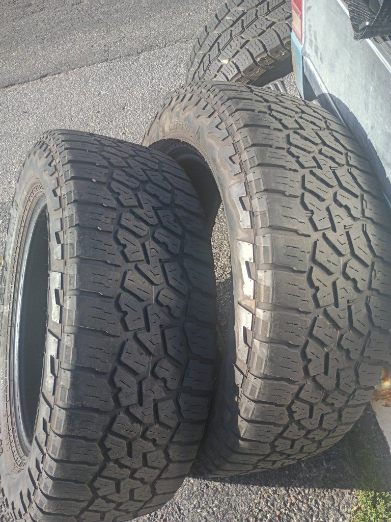 (2) Falken Wildpeak AT LT275/60R20