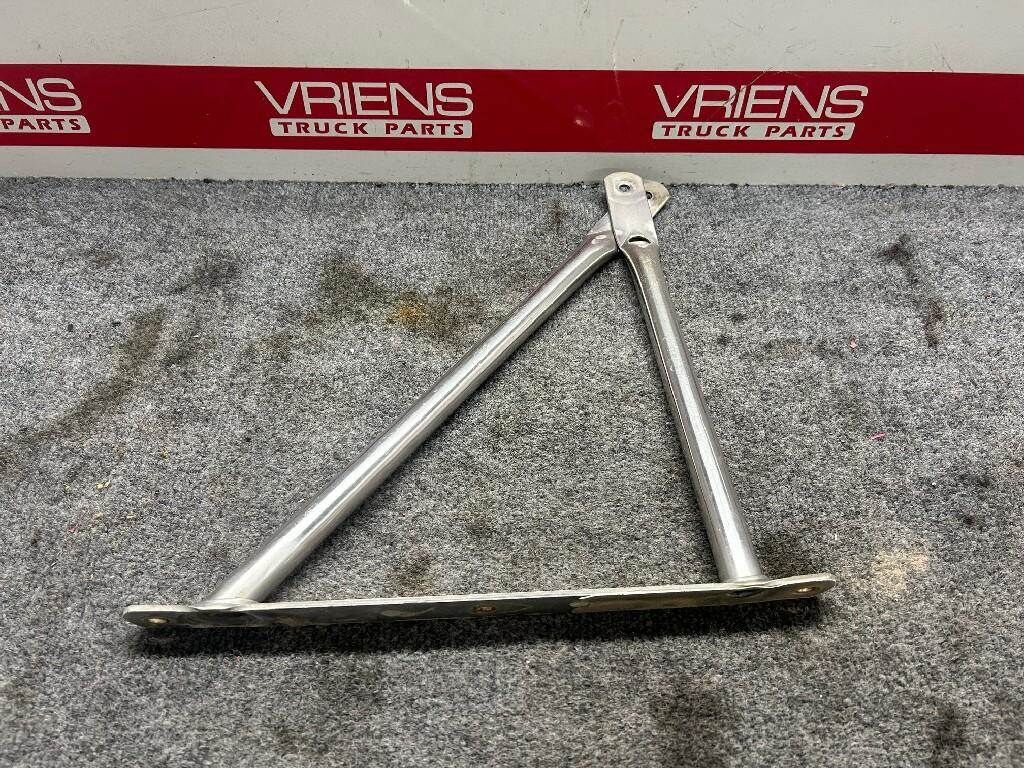 Peterbilt Right Bracket