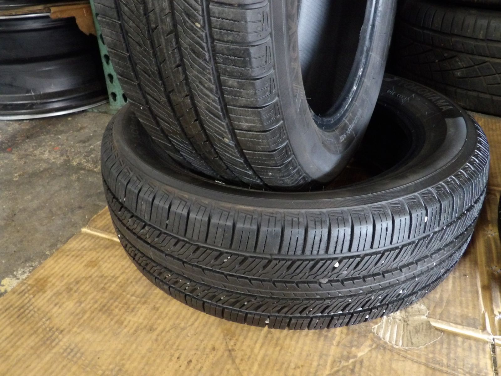 185/60R15 YOKOHAMA AVID ASCEND LX PAIR OF TWO USED TIRES 