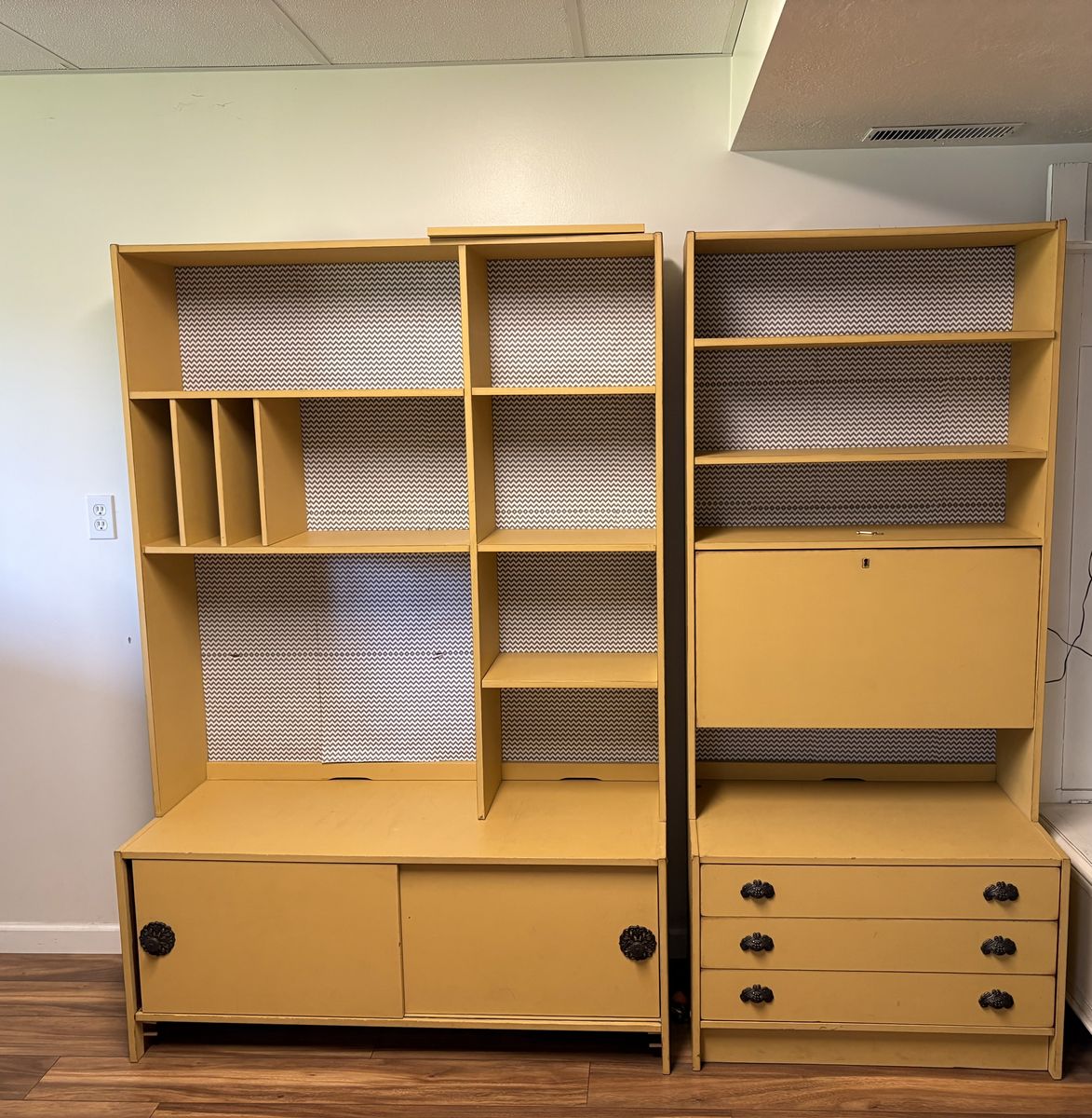 Vintage Mid-Century Modern Yellow Bookcase Hutch Desk Storage Combo