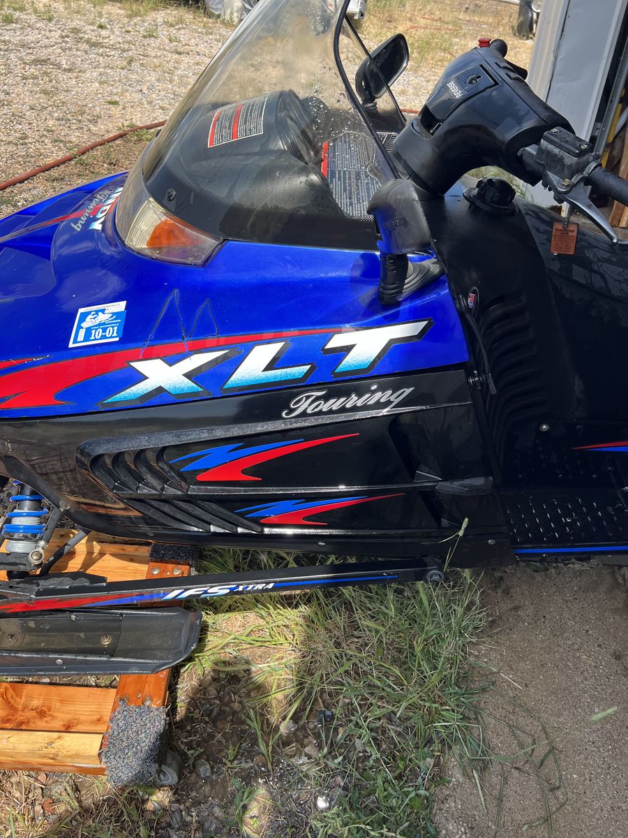 1999 Polaris XLT Touring