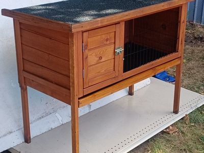 Small Animal / Pet Indoor Outdoor Hutch