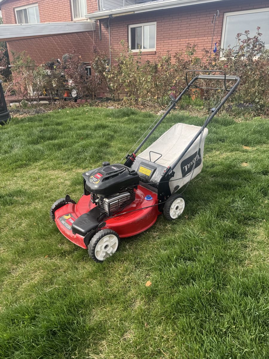 TORO 6.75 HP Lawn Mower W/self Propel