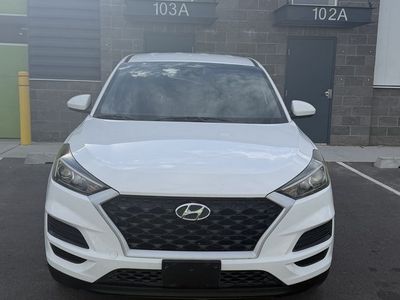2020 HYUNDAI TUCSON SE