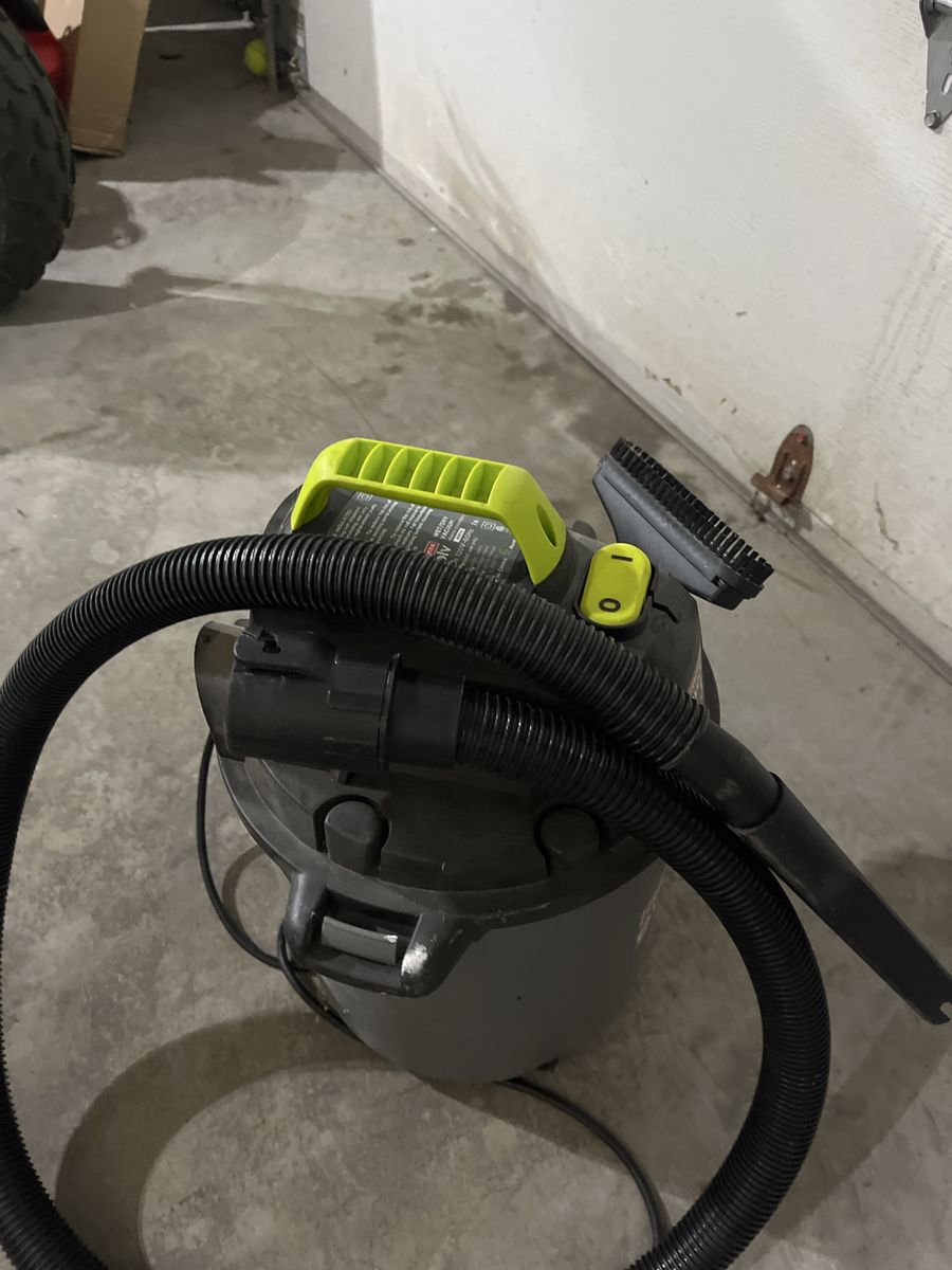 Craftsman evolve 18V + Cordless 3 Gallon Wet/Dry Vacuum P3240, Portable Handheld