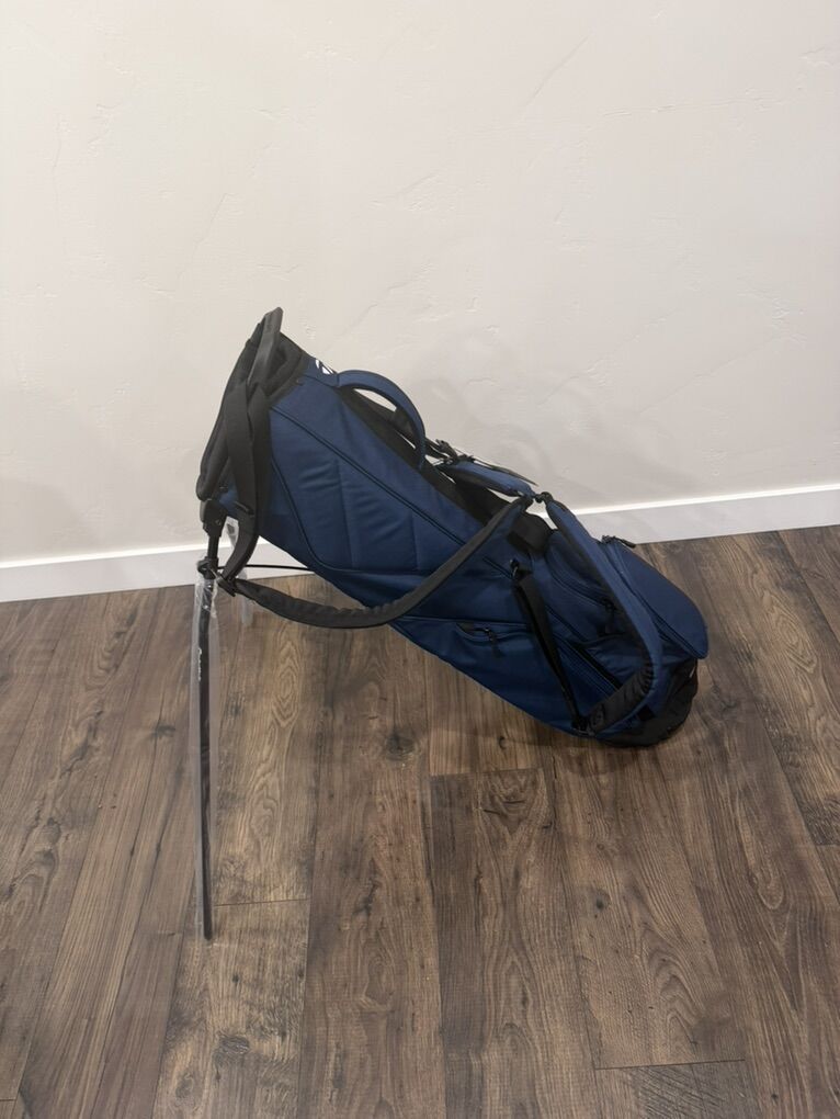 NWT Taylormade Premium 3-Way Bag