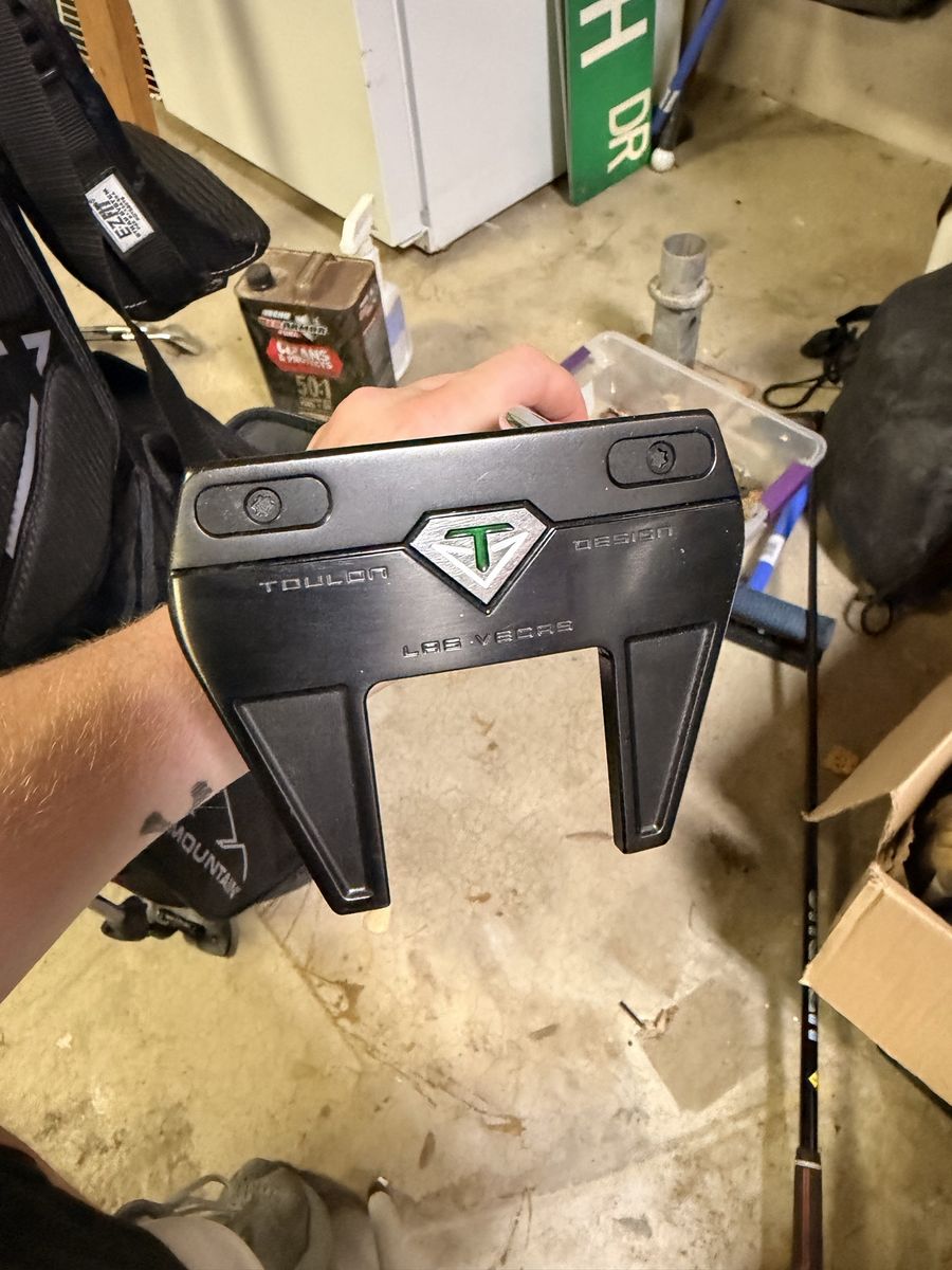 Odyssey Toulon Design Las Vegas Golf Putter