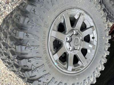 2025 Polaris Xpeditio Tires And Wheels
