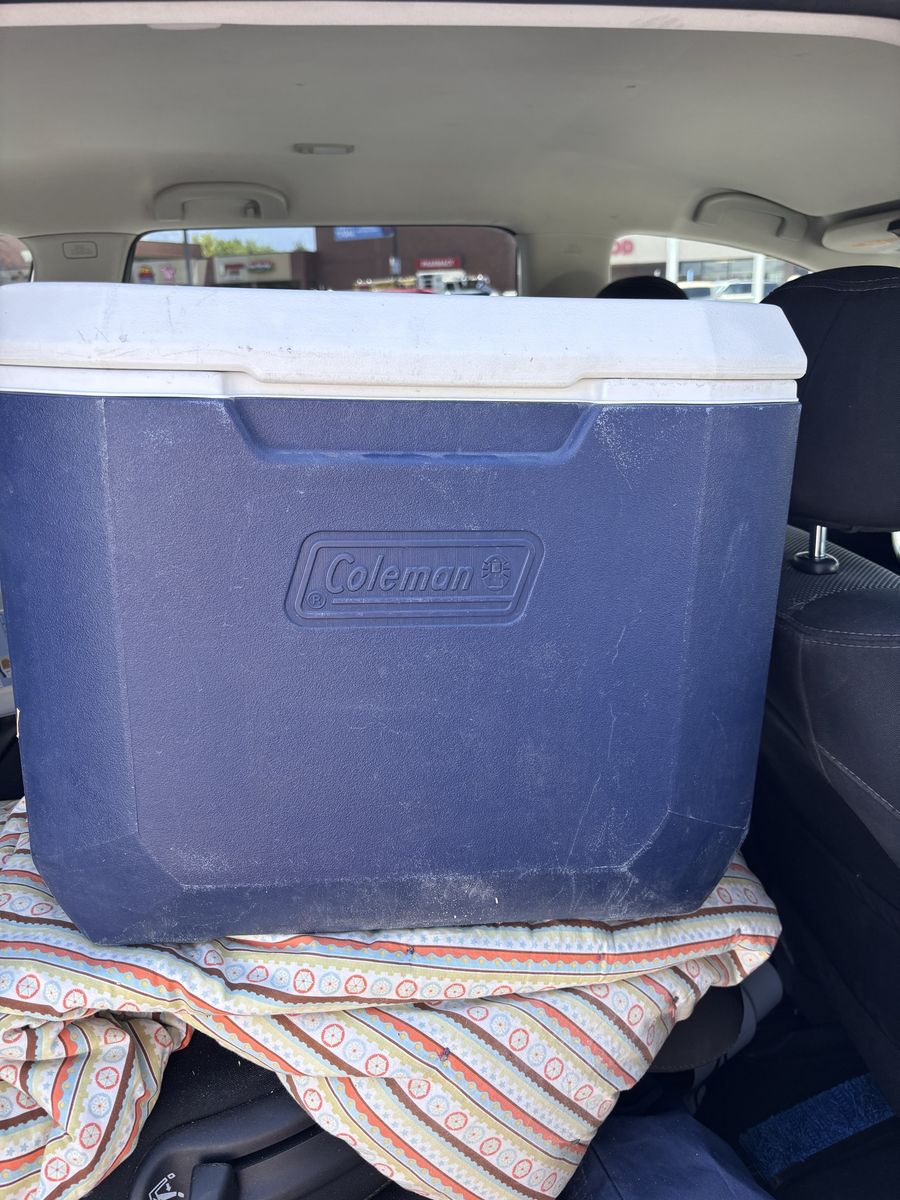 Coleman cooler 60 quart
