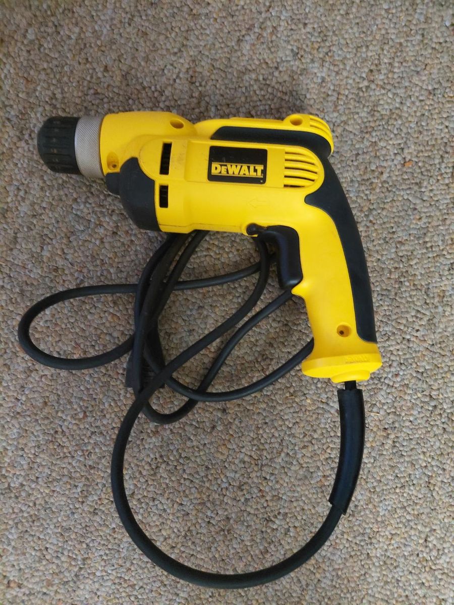 DeWalt Drill $50.00 Cash only text 385-414-9627