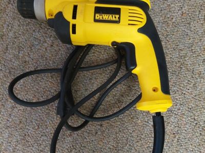 DeWalt Drill $50.00 Cash only text 385-414-9627