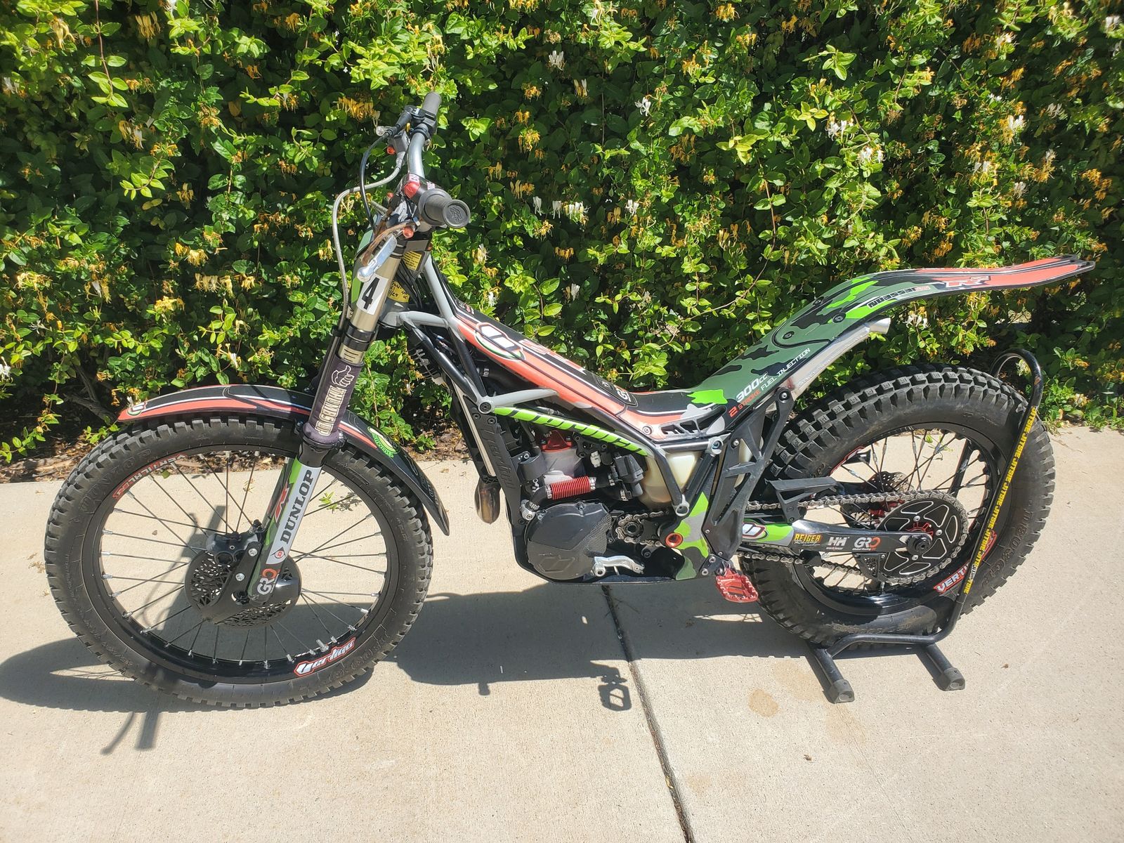 Trials/Trails, Vertigo R2