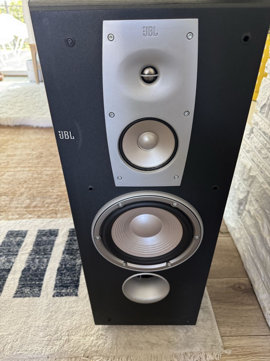 JBL N38 floor speakers