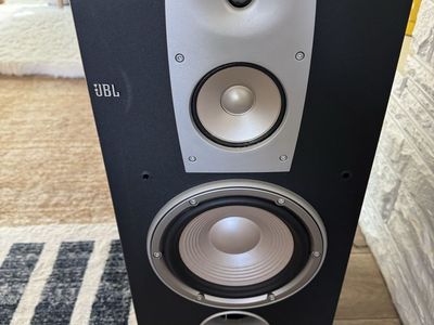 JBL N38 floor speakers
