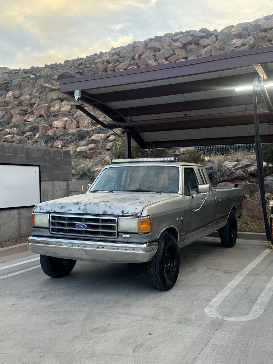 1991 Ford F-250 XLT Lariat