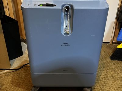 Philips Respironics EverFlo oxygen concentrator
