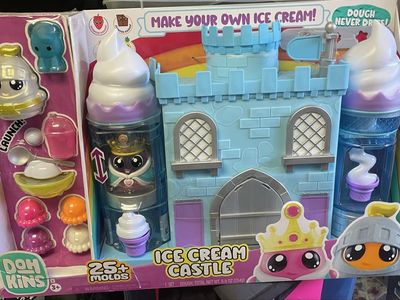 MGA Entertainment DohKins Ice Cream Castle Playset with Scented Dough