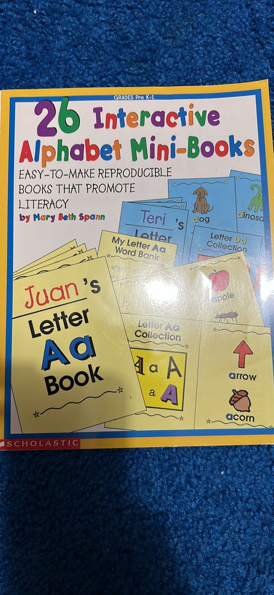 Scholastic 26 Interactive Alphabet Mini-Books Pre K-Grade 1 Literacy Education Book