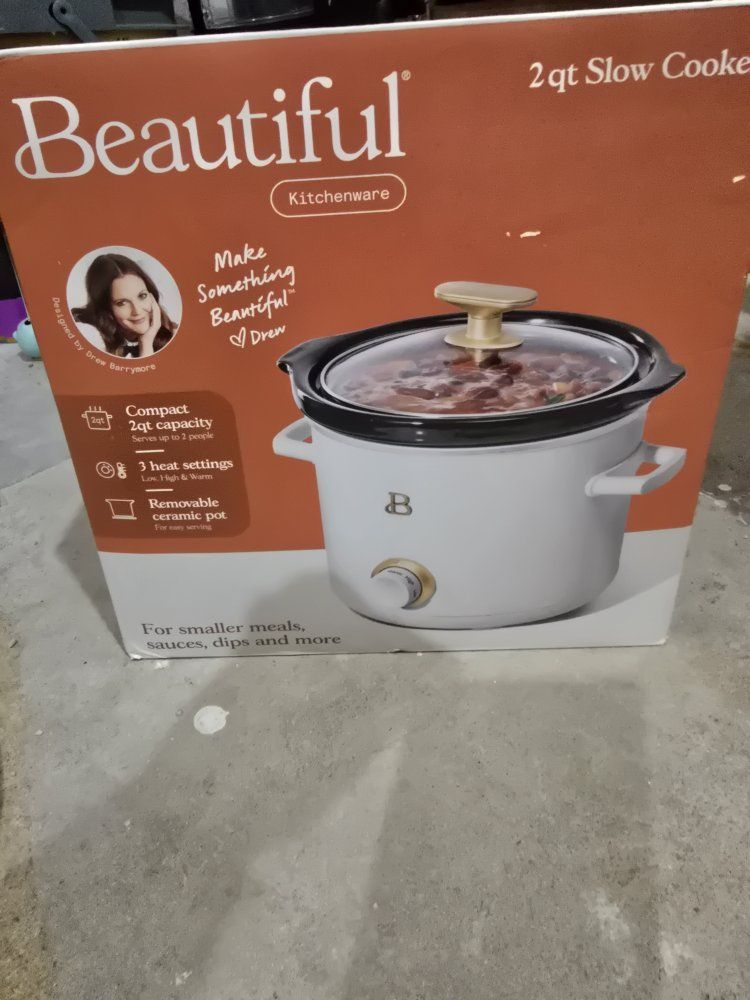 Beautiful Kitchenware 2 Qt Slow Cooker White Gold