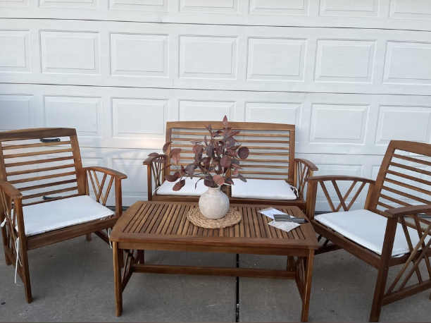 Safavieh Outdoor 4-Piece Acacia Wood Conversation Set! ️