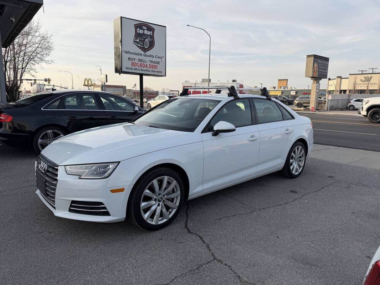 2017 Audi A4 2.0T quattro Premium