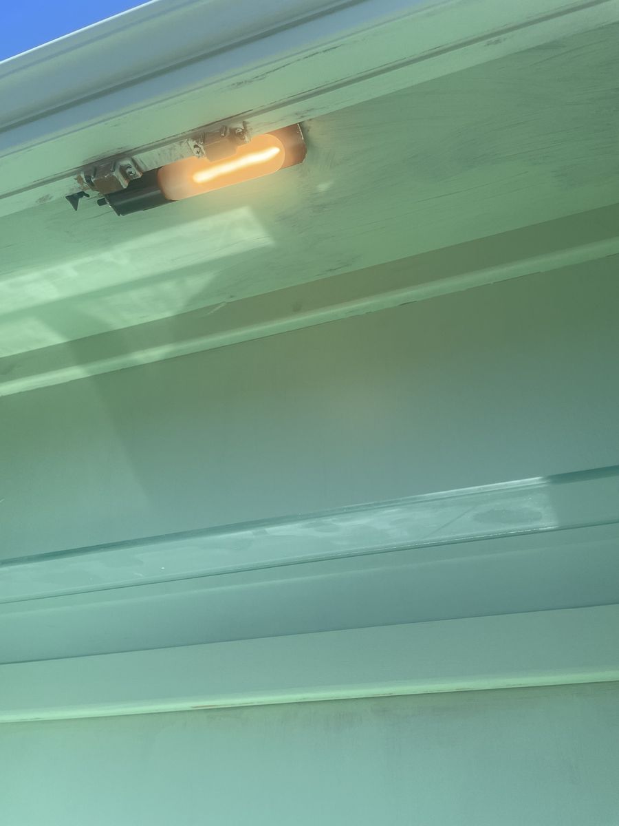 Main image 3