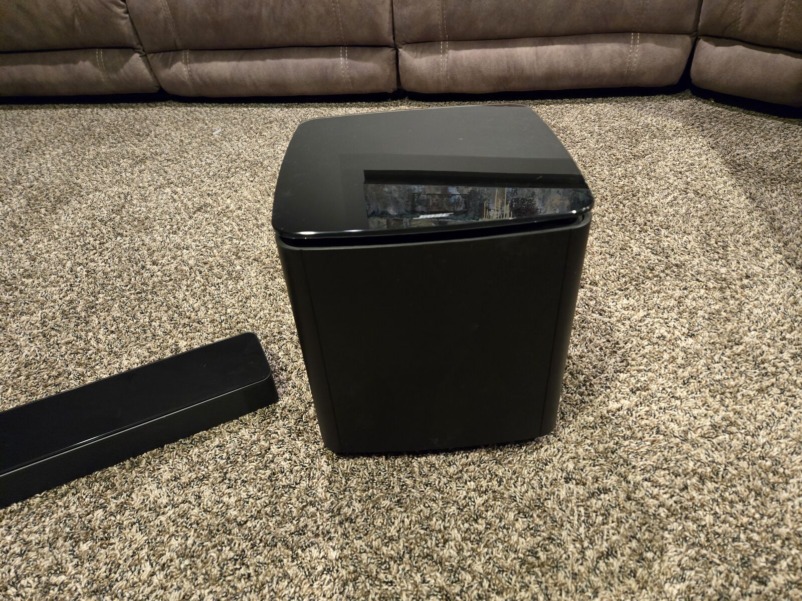 Bose Speakers –Soundbar 700 and Subwoofer Bass 700