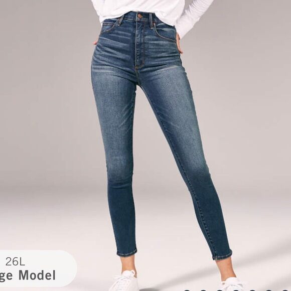 Abercrombie & Finch ultra high rise super skinny jeans size 26/2 in Draper $20 cash/venmo