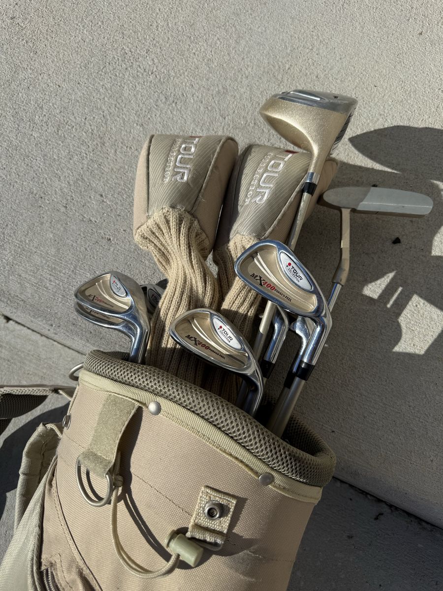 Women’s Tour Collection MX-90 Golf Club Set - Complete Bag with Drivers, Irons, Putter & Headcovers