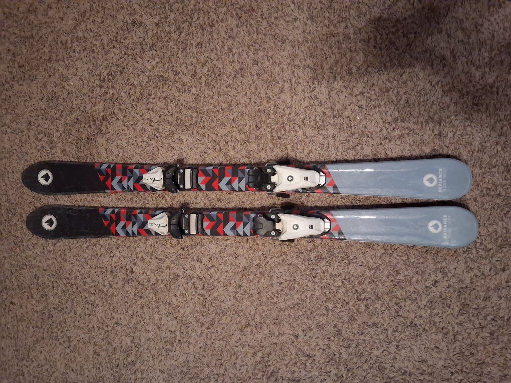 Defiance downhill skis 120 cm