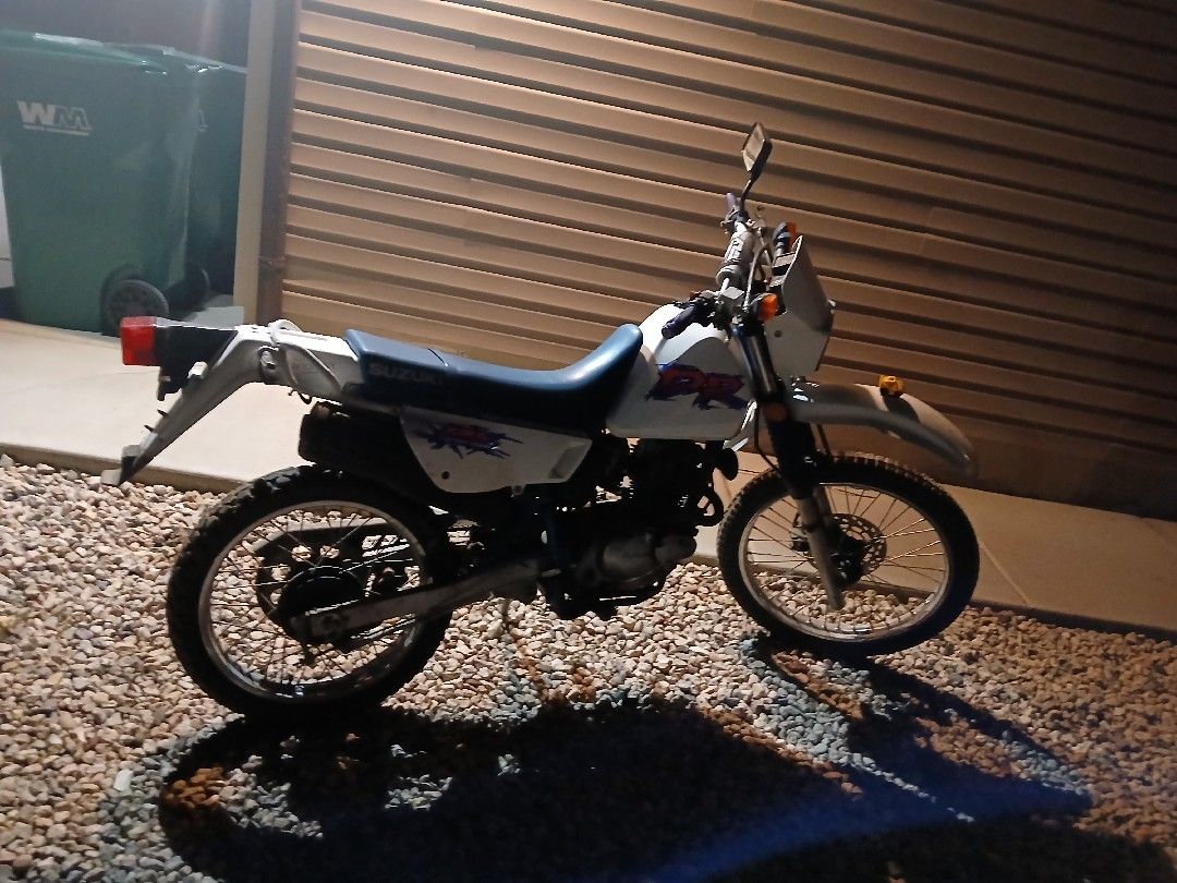 Suzuki dr125 dual purpose