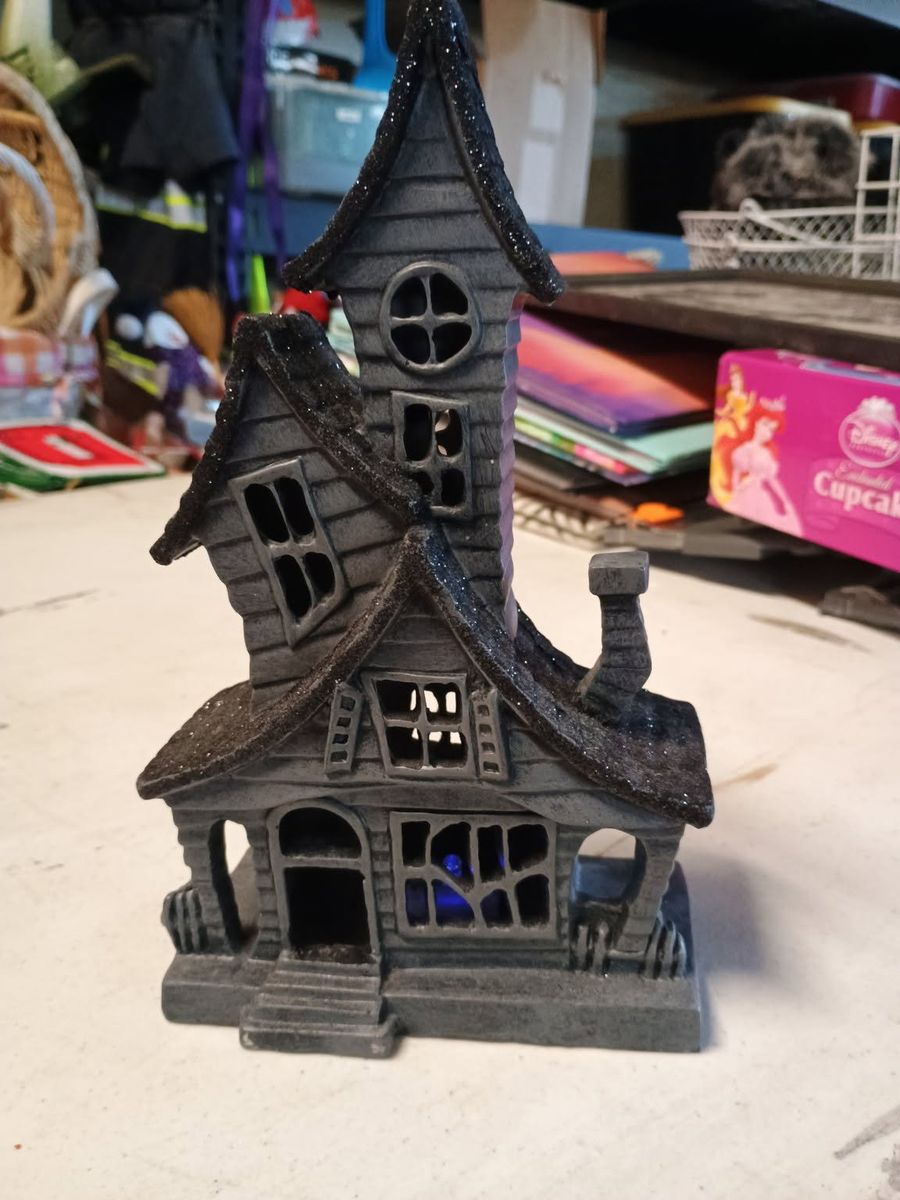 Spooky Light-Up Halloween Houses – Set of 2 $25 for the Pair