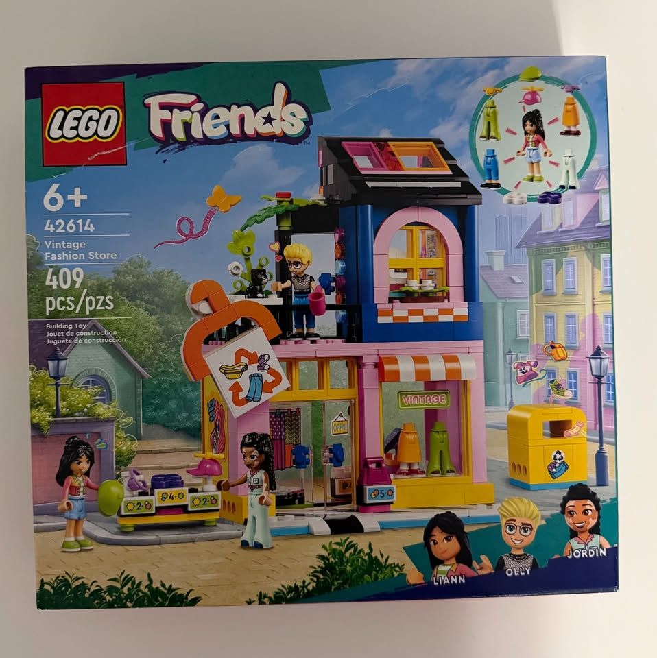 LEGO Friends Vintage Fashion Store Toy Shop 42614, New