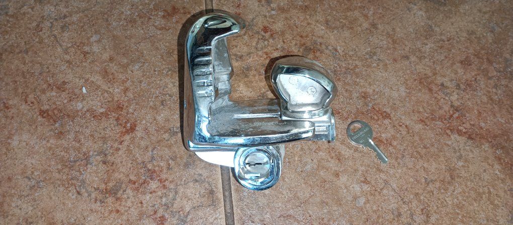 Masterlock Trailer security, hitch lock