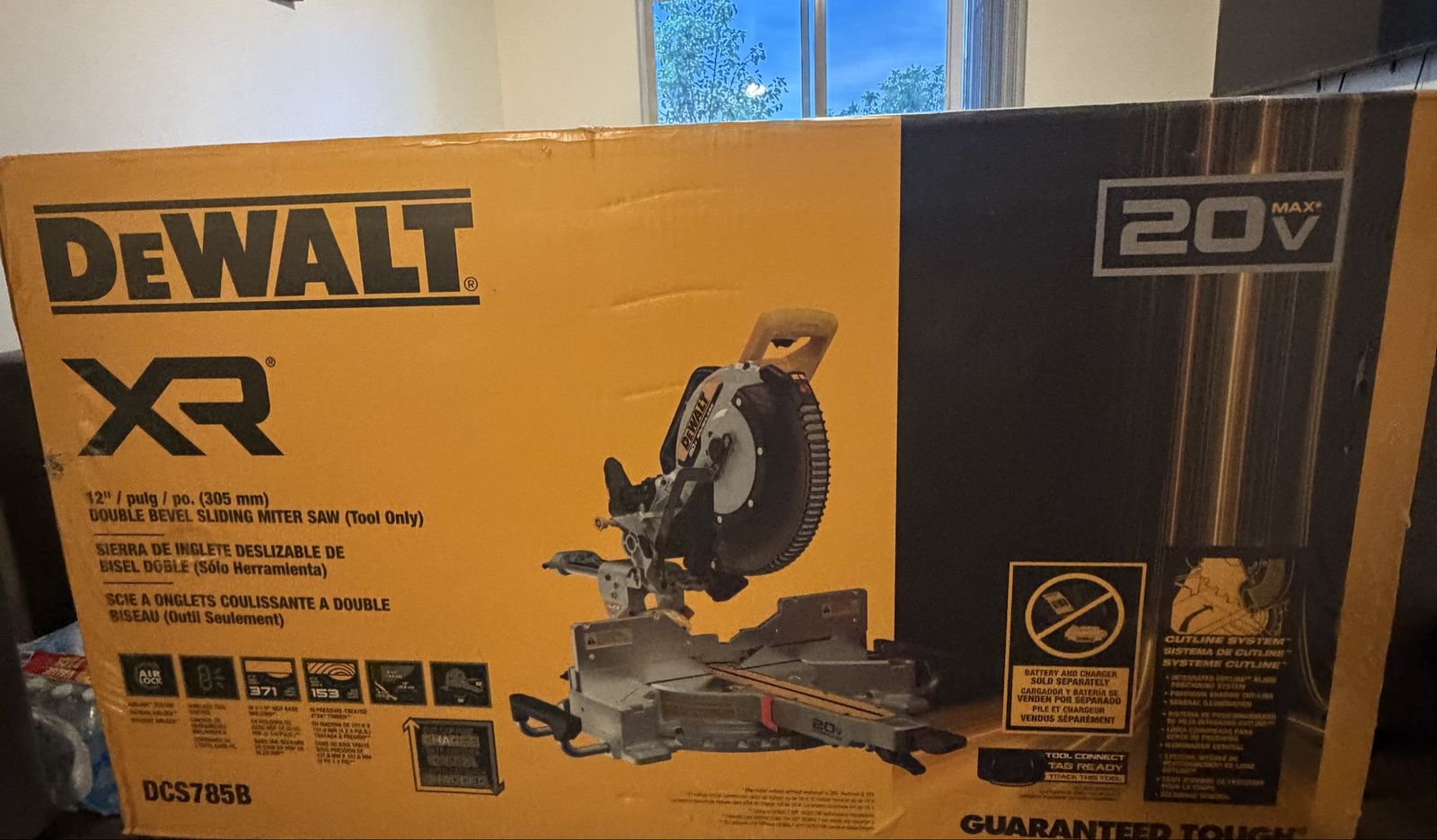 DeWalt DCS785B 12" Sliding Miter Saw - BRAND NEW SEALED