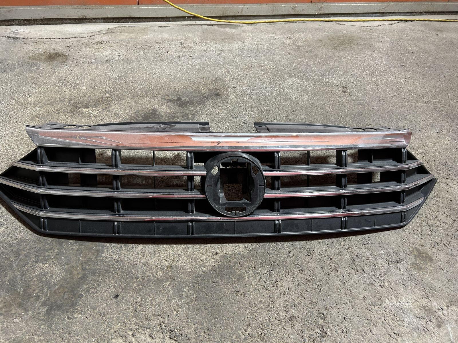 19-21 Volkswagen Jetta Front Grille