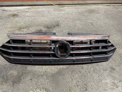 19-21 Volkswagen Jetta Front Grille