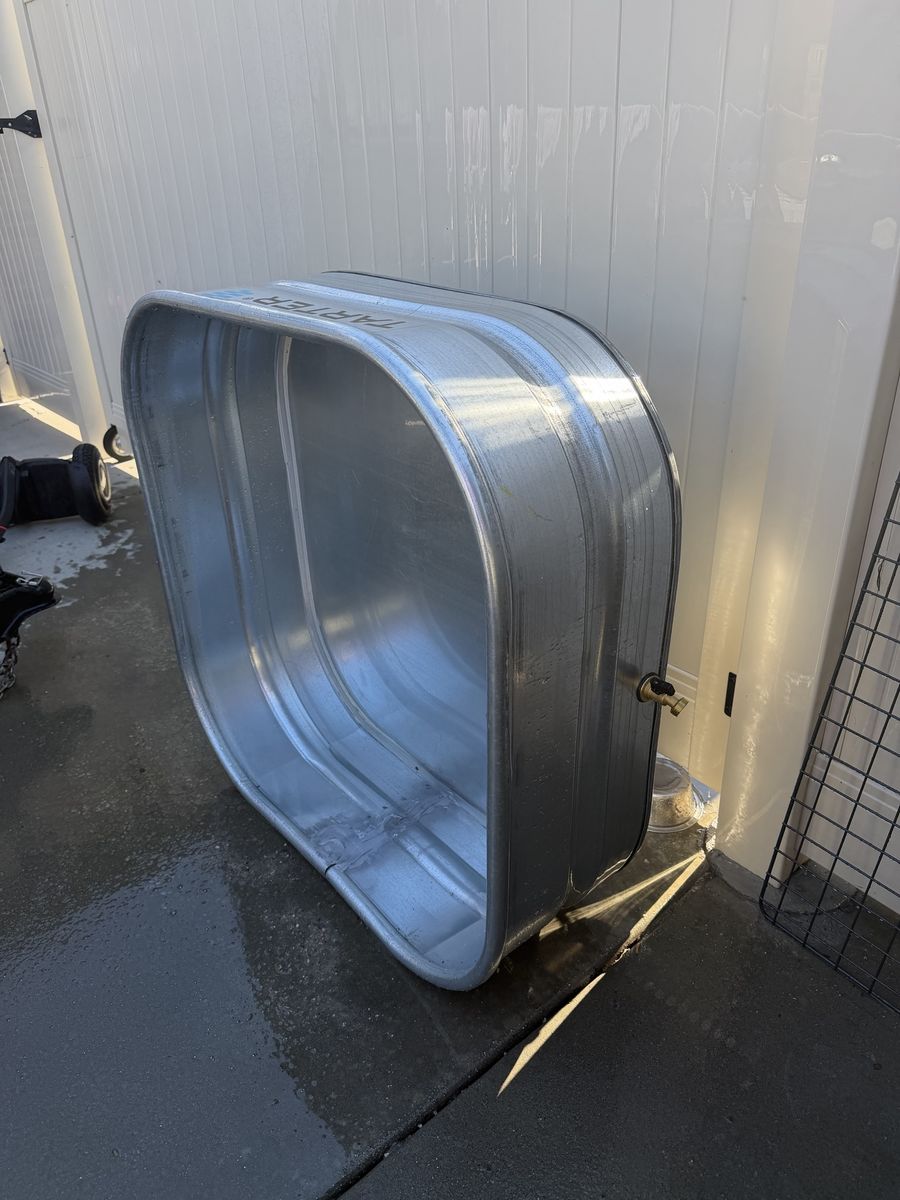 Tartar water trough 65gal