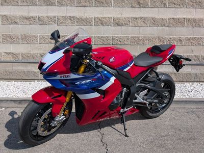 2026 Honda CBR1000RR-R Fireblade