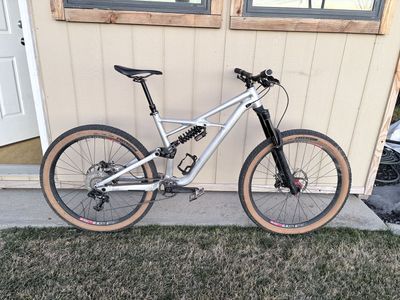 2017 Specialized Enduro Upgraded