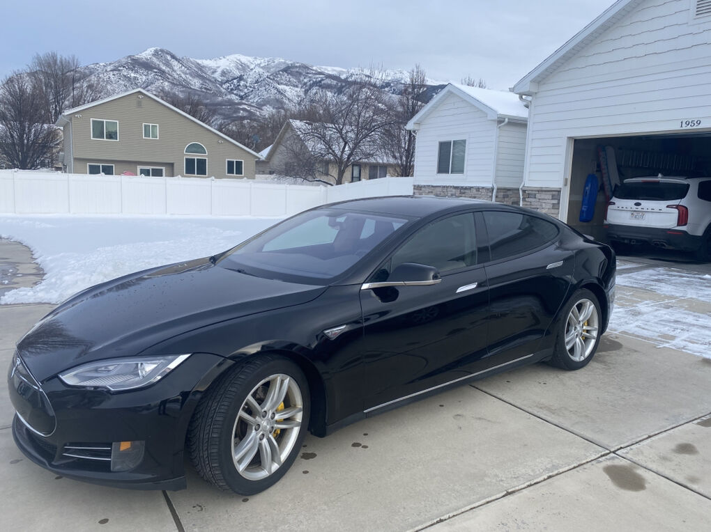 2012 Tesla Model S P85